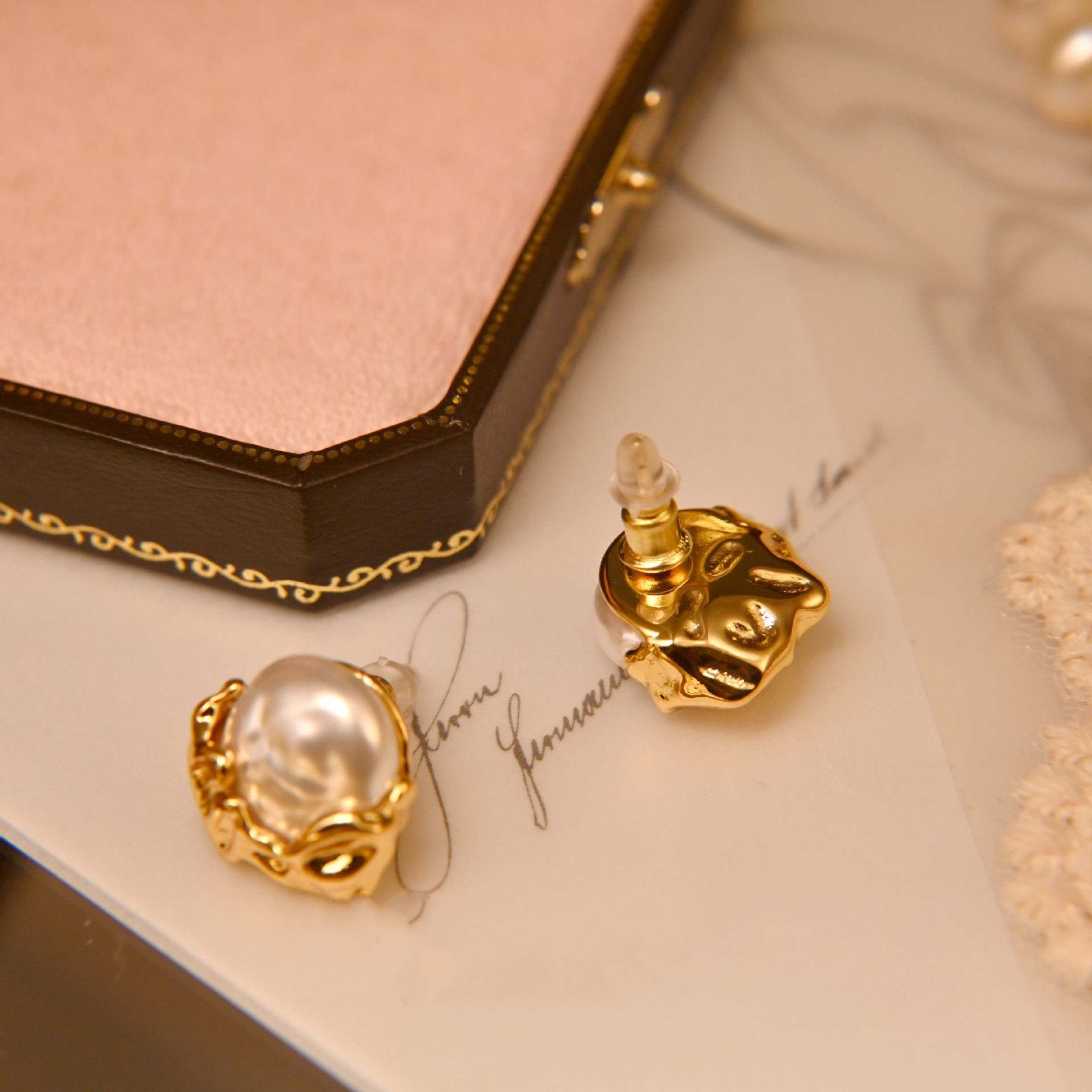 Elegant Gold Pearl Stud Earrings - Spark Blossom Jewelry