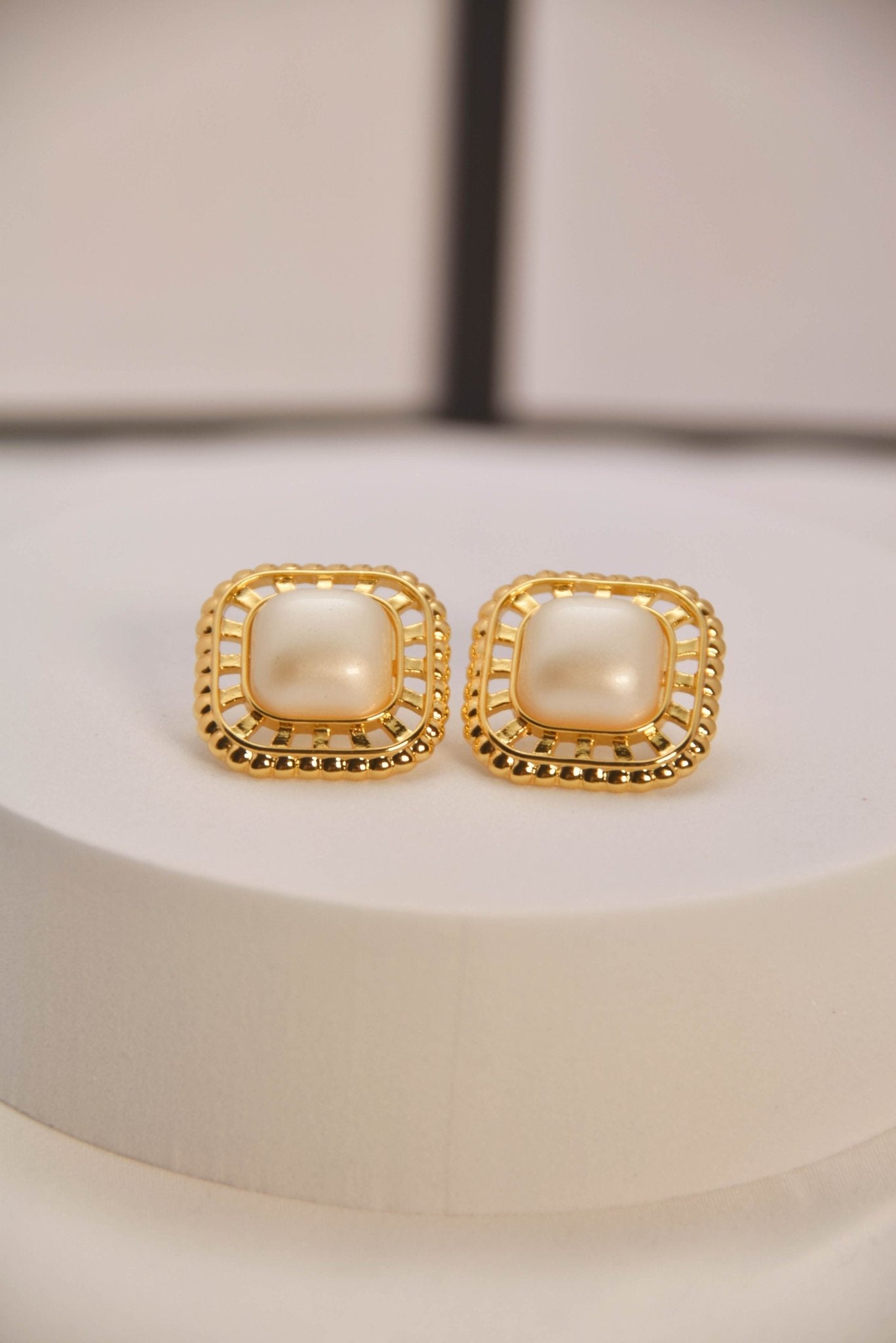 Vintage Gold - Plated Mabe Pearl Stud Earrings - Spark Blossom Jewelry