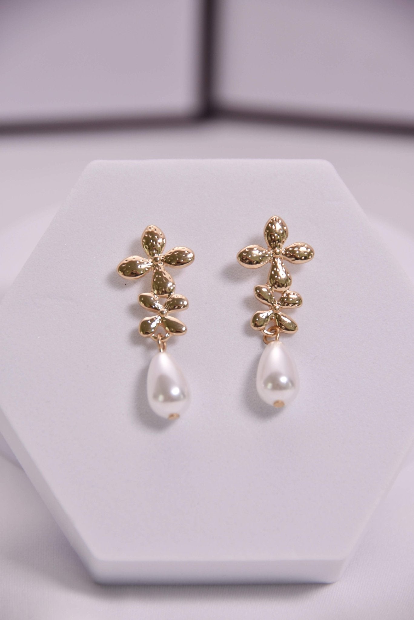 Vintage Pearl Drop Earrings - Spark Blossom Jewelry